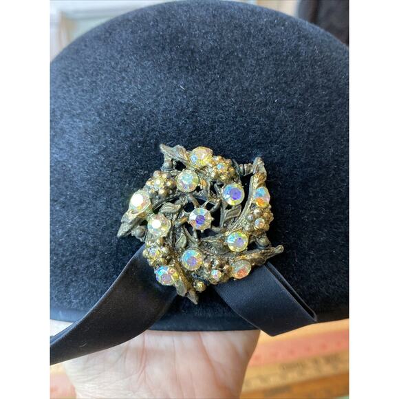 Vtg 1940's ADELE CLAIRE NY Italy Velvet Rhinestone Brooch Hat Union Made Pillbox - Picture 13 of 16